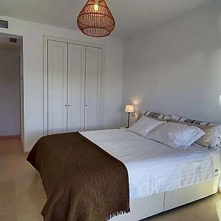 Beautiful Flat With A Wonderful View Close To The Marbella